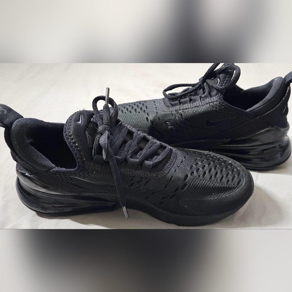 Nike 270